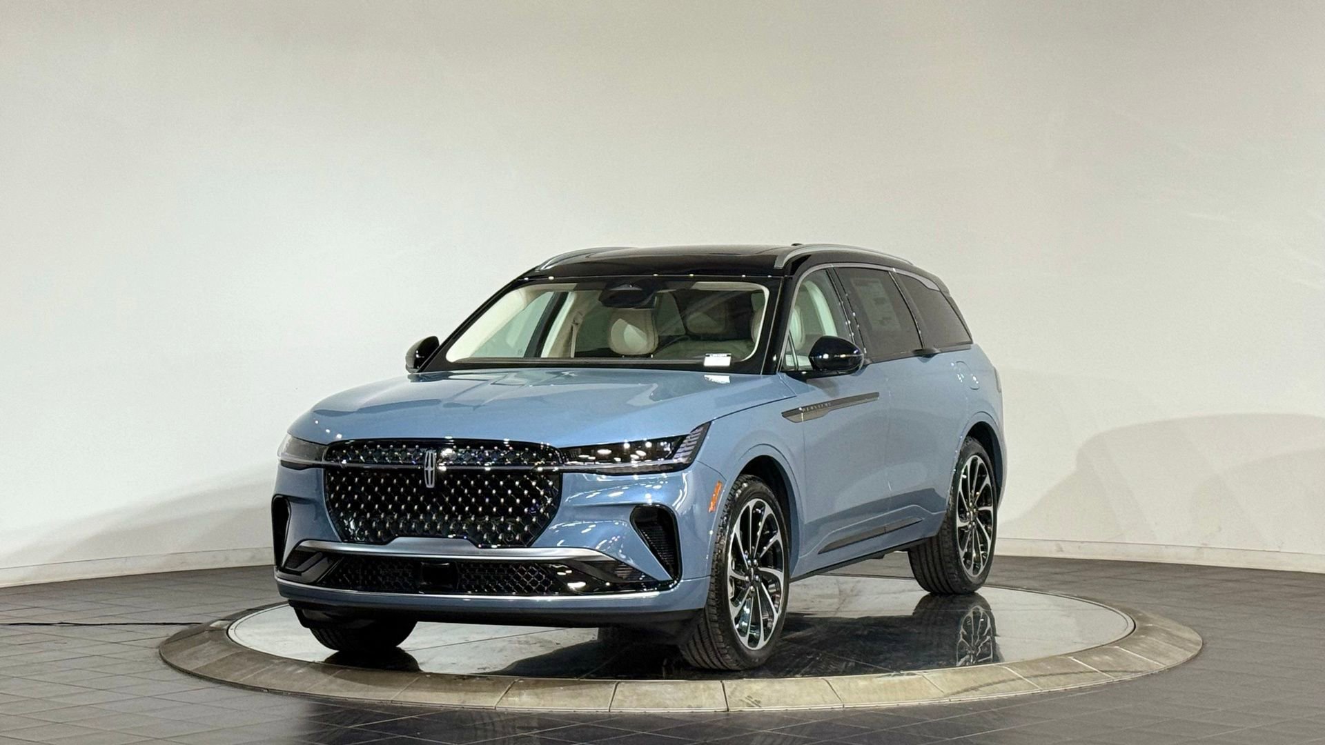 New 2026 Lincoln Nautilus Black Label AWD/4WD image 4