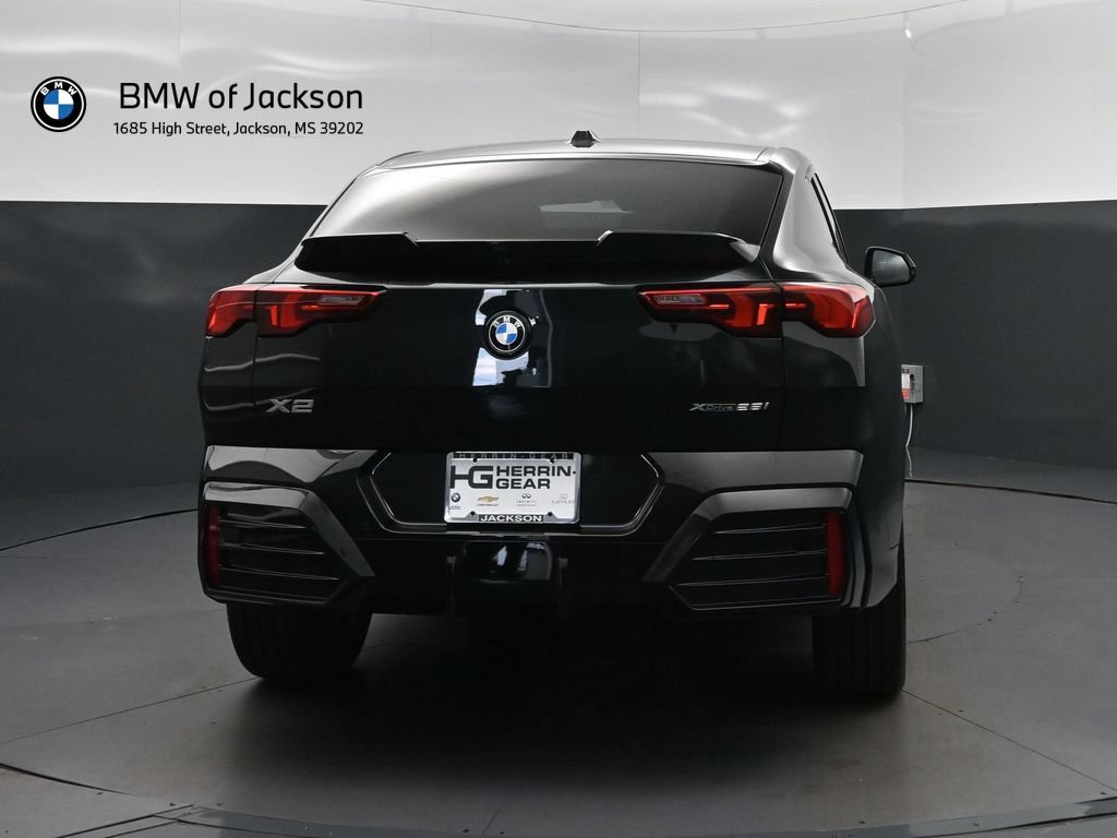 New 2026 BMW X2 xDrive28i w/ Technology Package AWD/4WD image 6