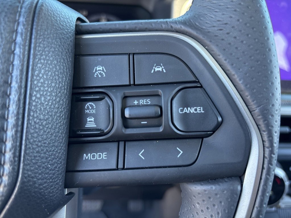 Used 2025 Toyota 4Runner Limited image 42