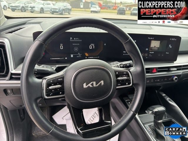 Used 2024 Kia Sorento S image 7