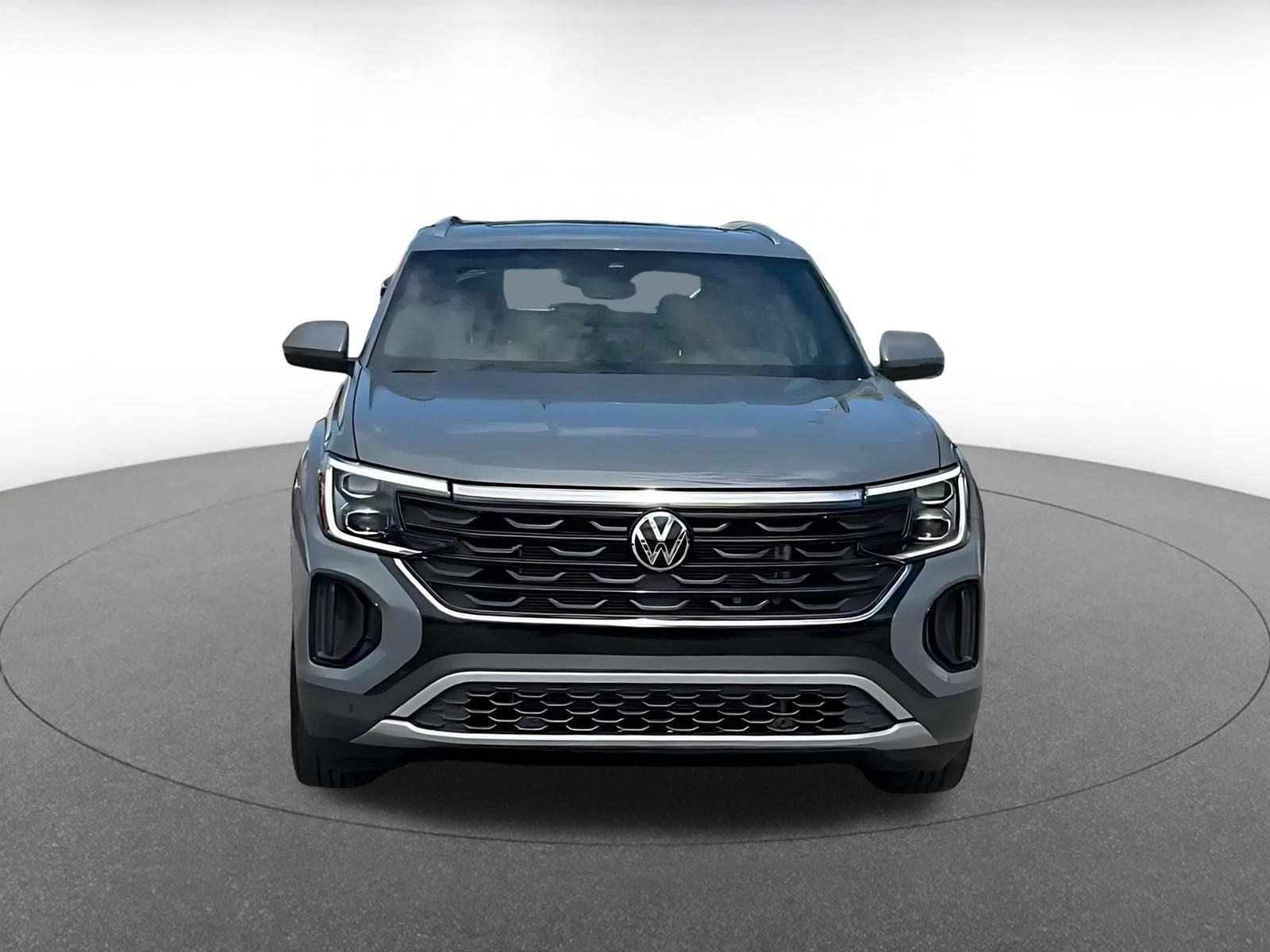 Used 2026 Volkswagen Atlas Cross Sport SE FWD image 4