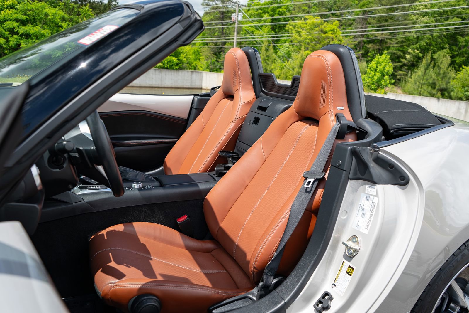 Used 2023 MAZDA MX-5 Miata Grand Touring RWD image 14