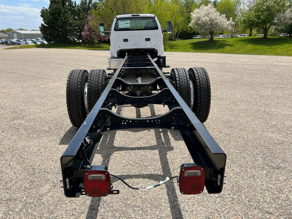 New 2026 Ford F650 2WD Regular Cab Super Duty image 5