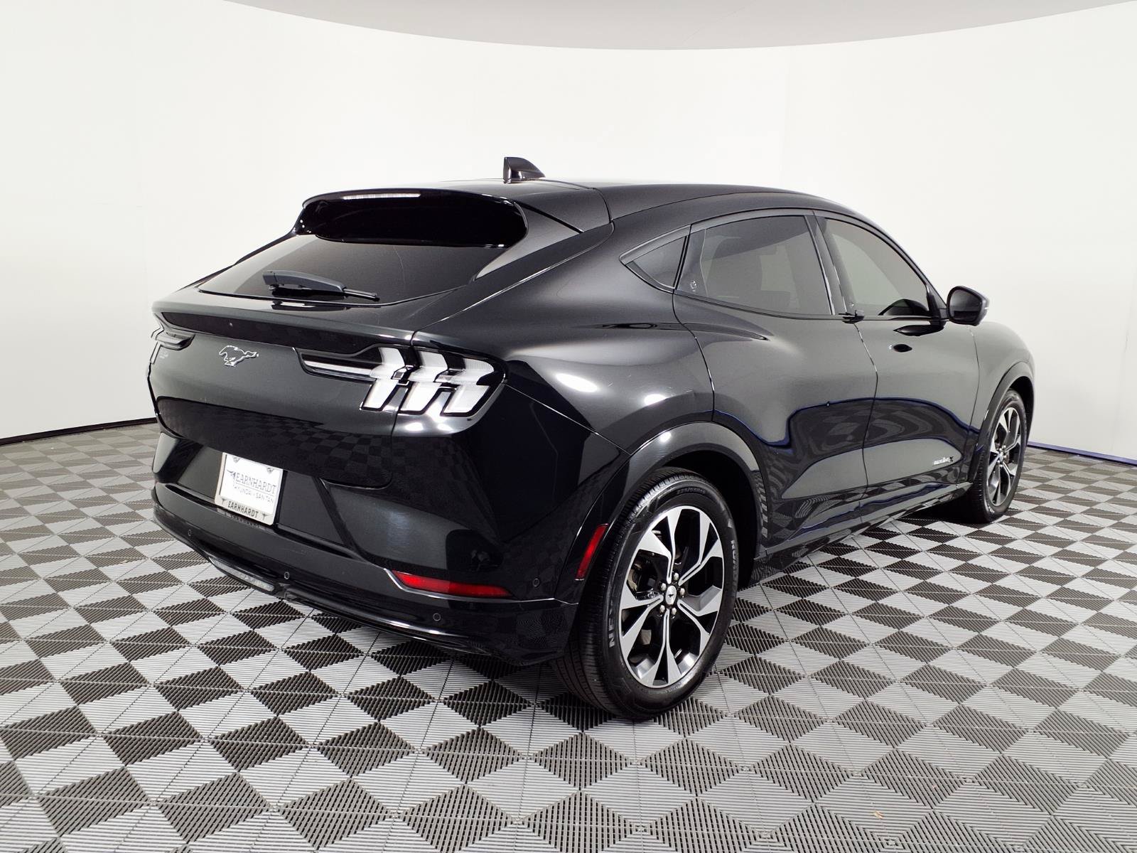 Used 2021 Ford Mustang Mach-E Premium AWD/4WD image 4