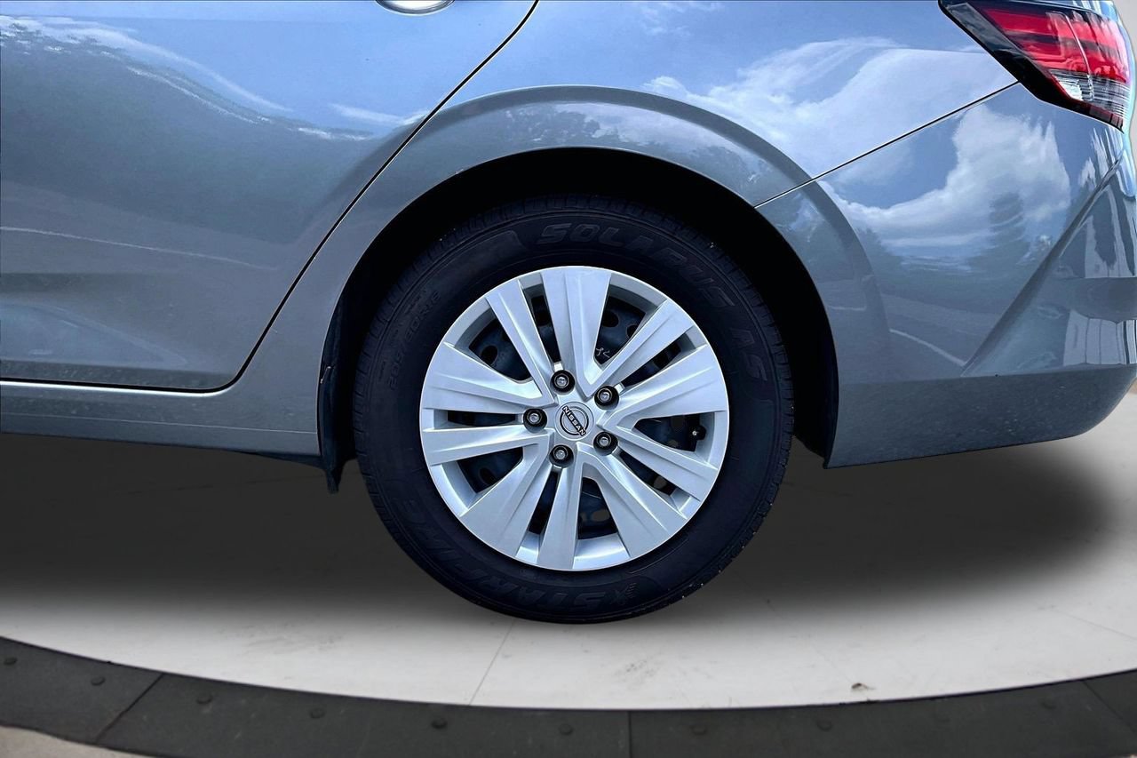 Used 2024 Nissan Sentra S FWD image 32