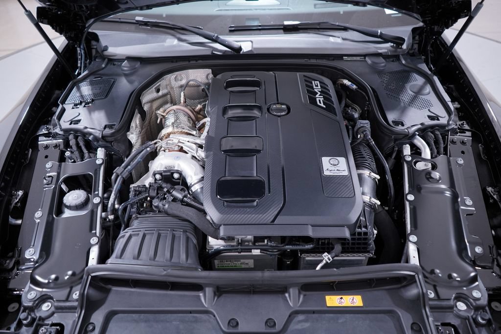 Used 2025 Mercedes-Benz SL 43 AMG image 25