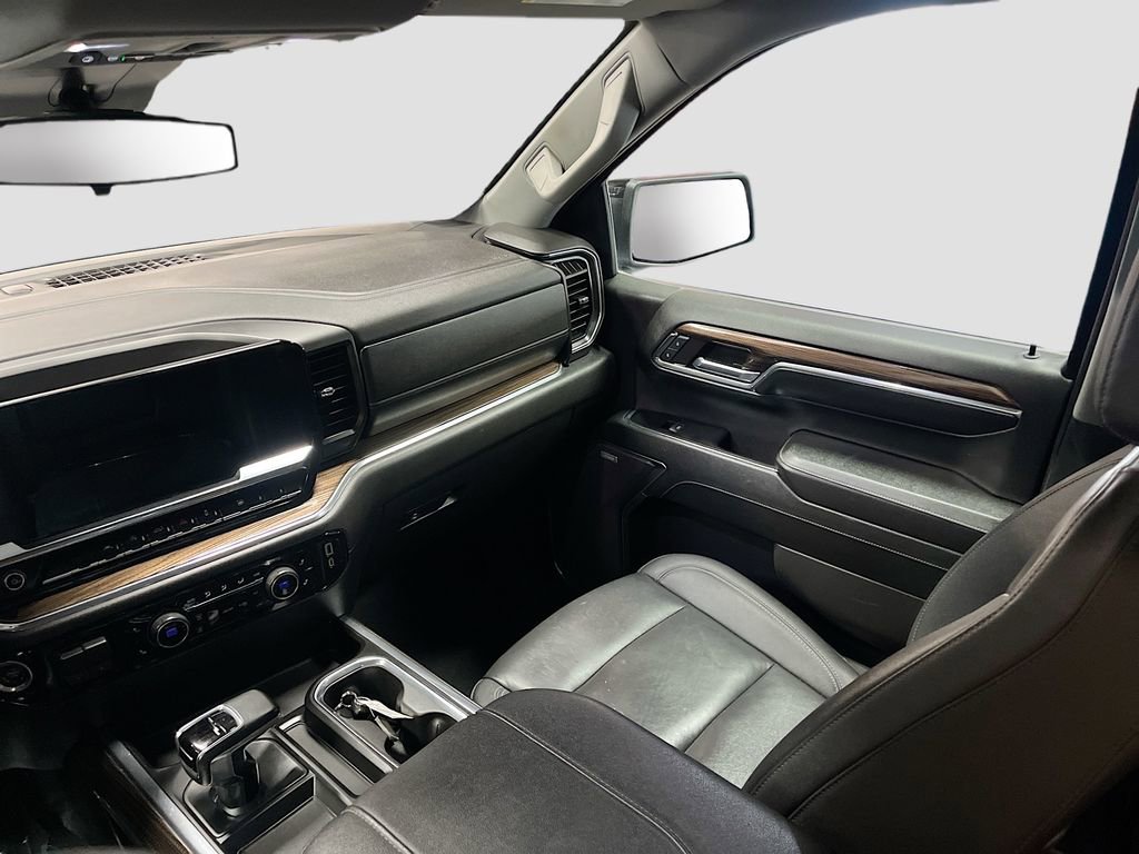 Used 2024 Chevrolet Silverado 1500 RST w/ Redline Edition image 24