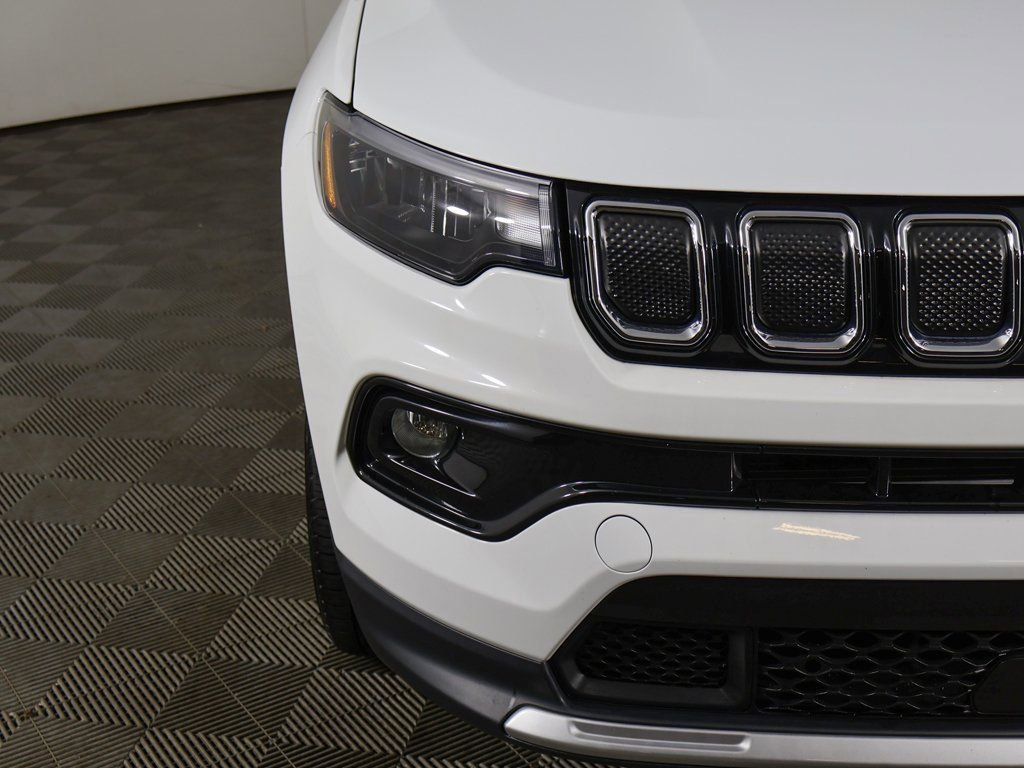 Used 2022 Jeep Compass Limited image 12