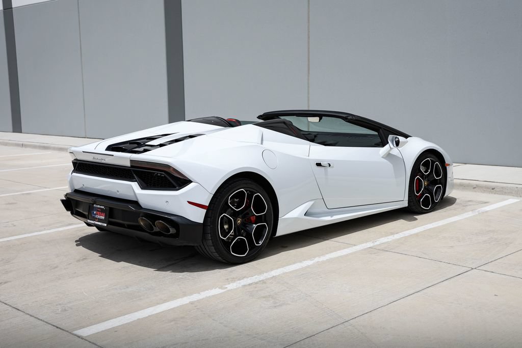 Used 2019 Lamborghini Huracan LP 580-2 RWD image 10
