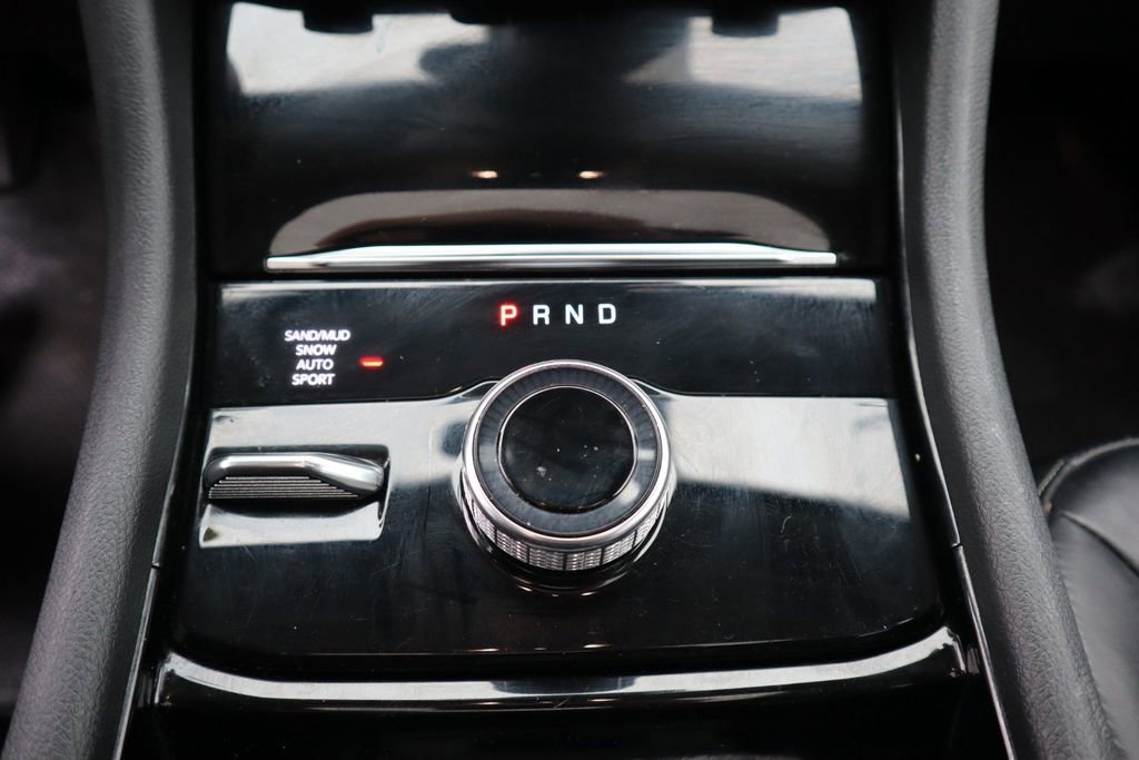 Used 2022 Jeep Grand Cherokee L Limited image 20