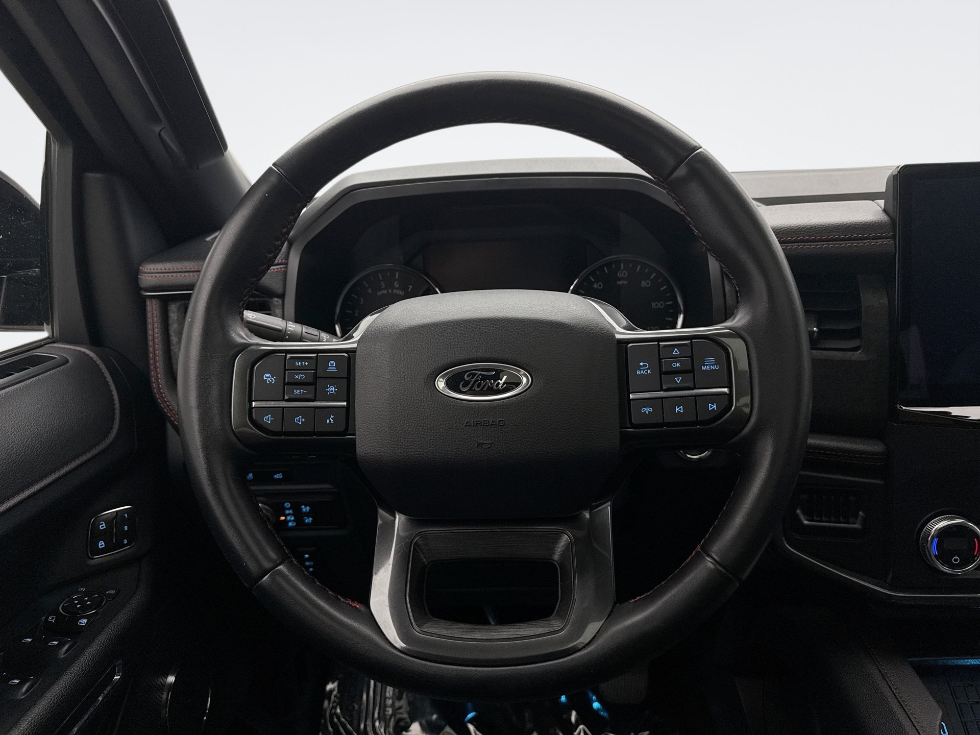 Used 2022 Ford Expedition Max Limited AWD/4WD image 12