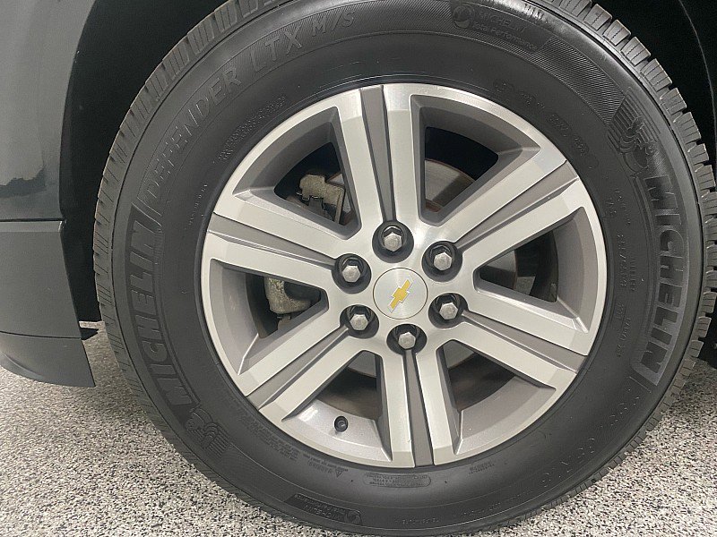 Used 2015 Chevrolet Traverse LT image 23