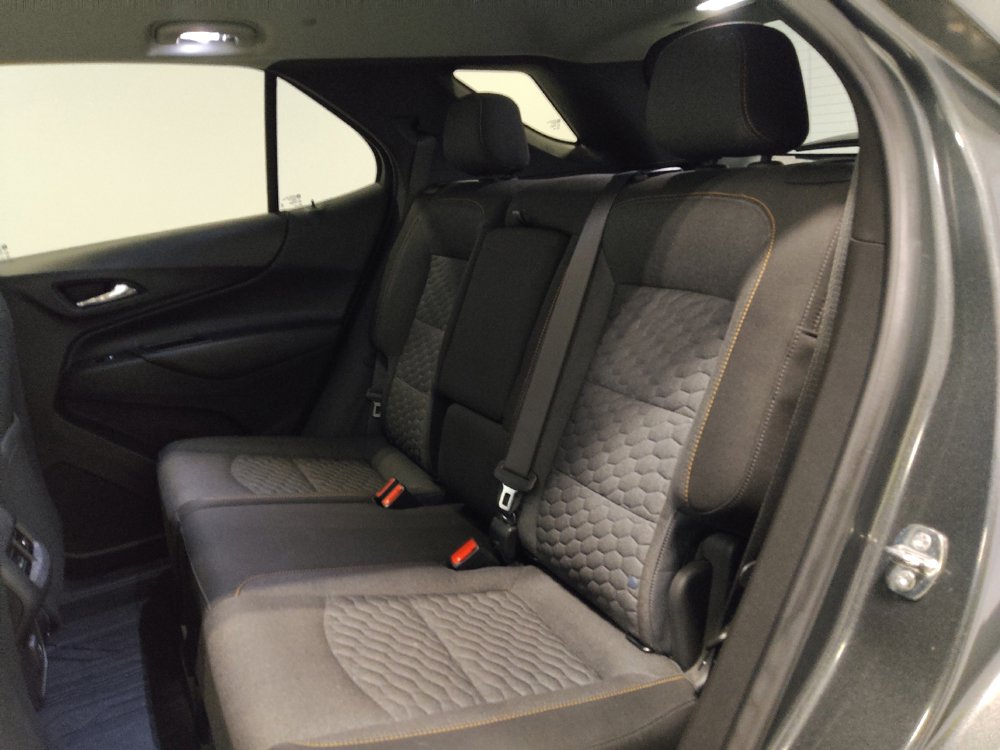 Used 2021 Chevrolet Equinox LT FWD image 18