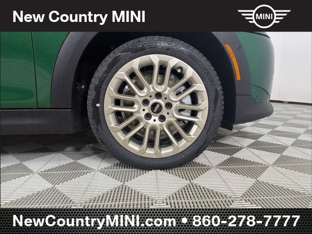 New 2026 MINI Cooper 2-Door Hardtop image 9