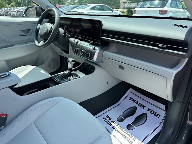 New 2026 Hyundai Kona SE AWD/4WD image 16