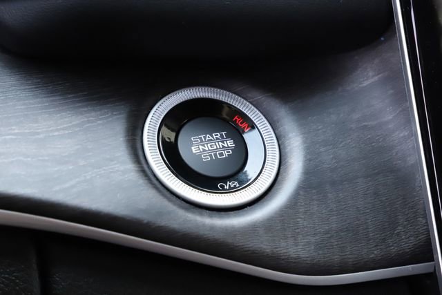 Used 2023 Jeep Grand Cherokee 4WD 4xe image 37