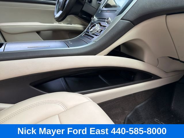 Used 2019 Lincoln MKZ Premiere FWD image 18
