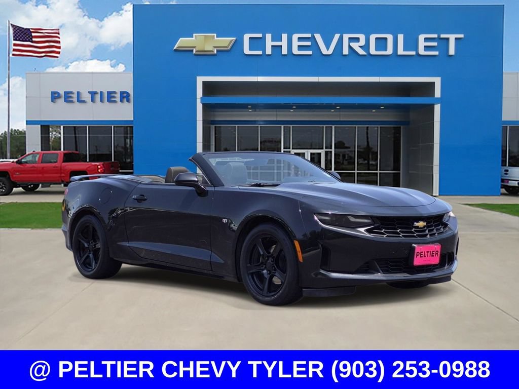 Used 2024 Chevrolet Camaro LT w/ Technology Package RWD image 1