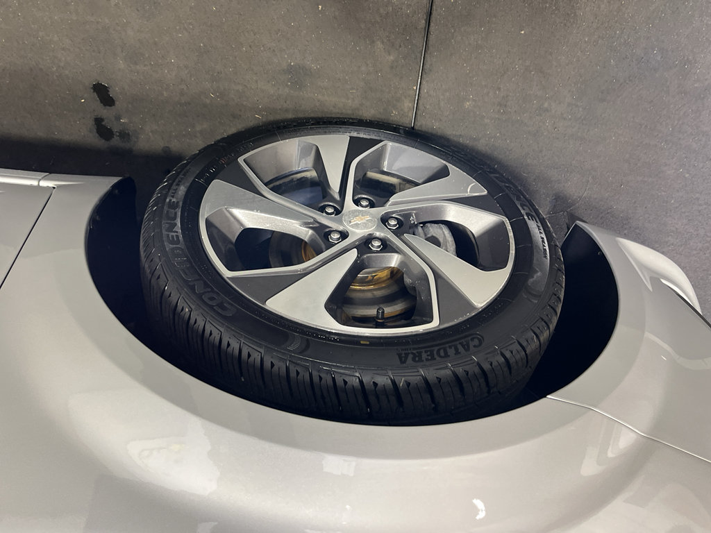 Certified 2018 Chevrolet Sonic Premier FWD image 25