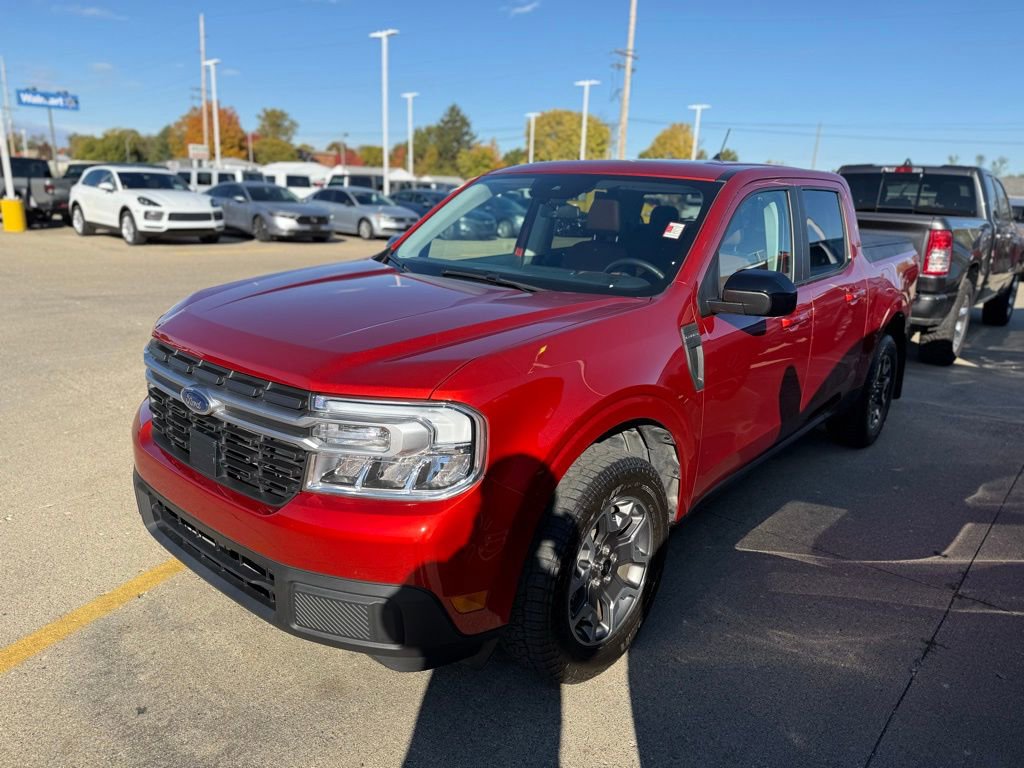 Used 2024 Ford Maverick Lariat w/ 4K Tow Package image 3