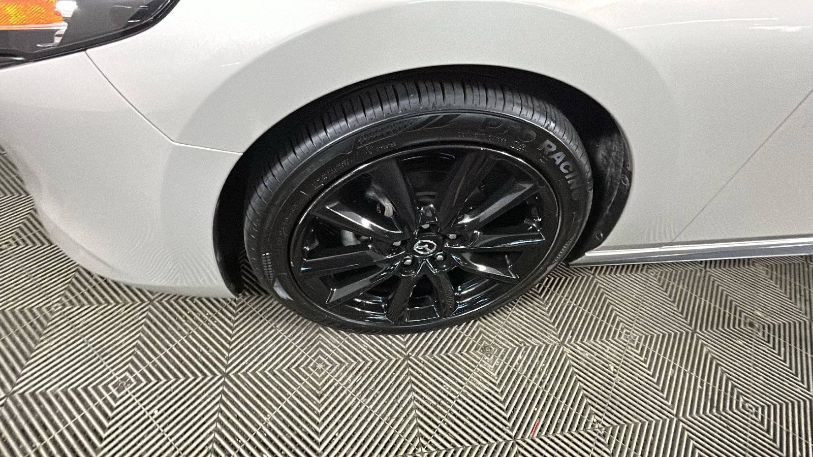 Used 2024 MAZDA MAZDA3 s FWD image 10