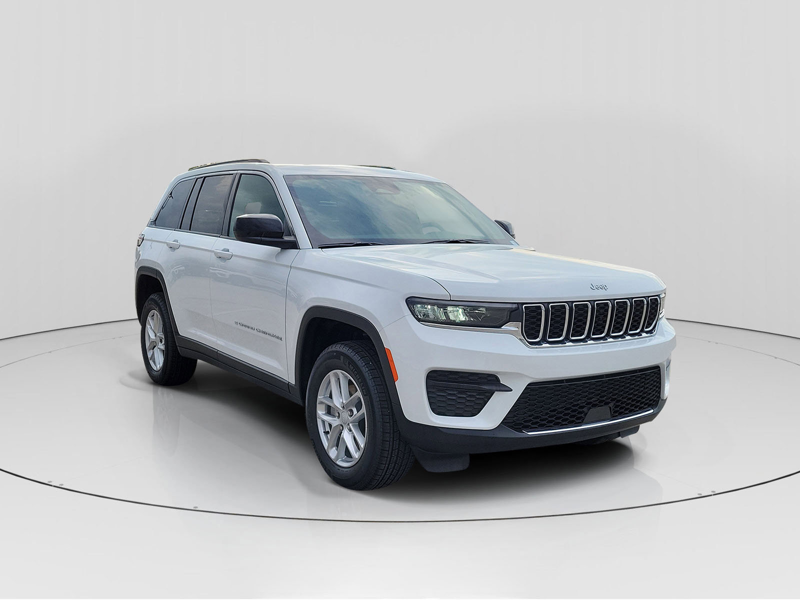 New 2025 Jeep Grand Cherokee Laredo X w/ Luxury Tech Group I