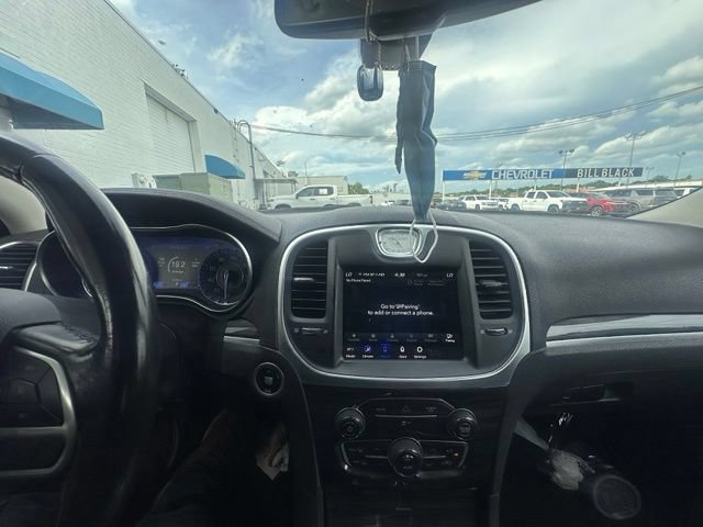 Used 2021 Chrysler 300 Touring w/ Sport Appearance Package RWD image 12