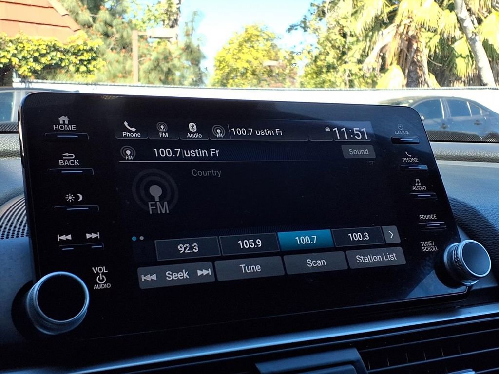 Used 2019 Honda Accord Sport image 6