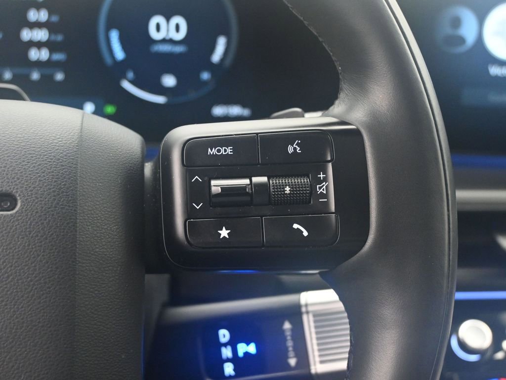 Used 2025 Hyundai Santa Fe Calligraphy image 13