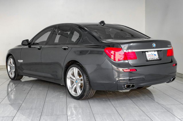 Used 2012 BMW 750i RWD image 8