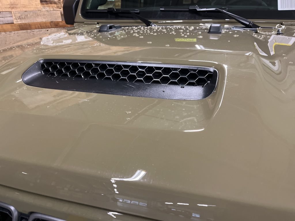 New 2026 Jeep Gladiator Sport AWD/4WD image 7