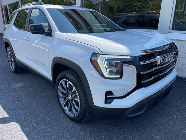 New 2026 GMC Terrain Elevation w/ Elevation Premium Package AWD/4WD image 2
