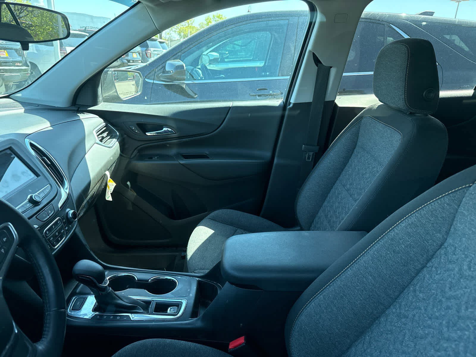 Used 2022 Chevrolet Equinox LT AWD/4WD image 7