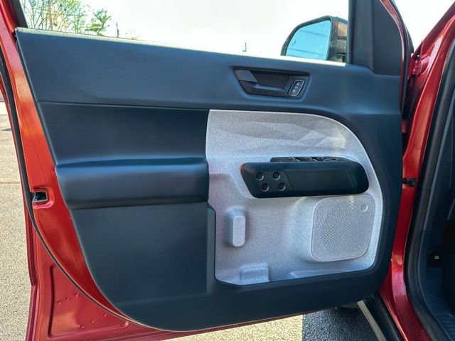 Used 2024 Ford Maverick XLT FWD image 13