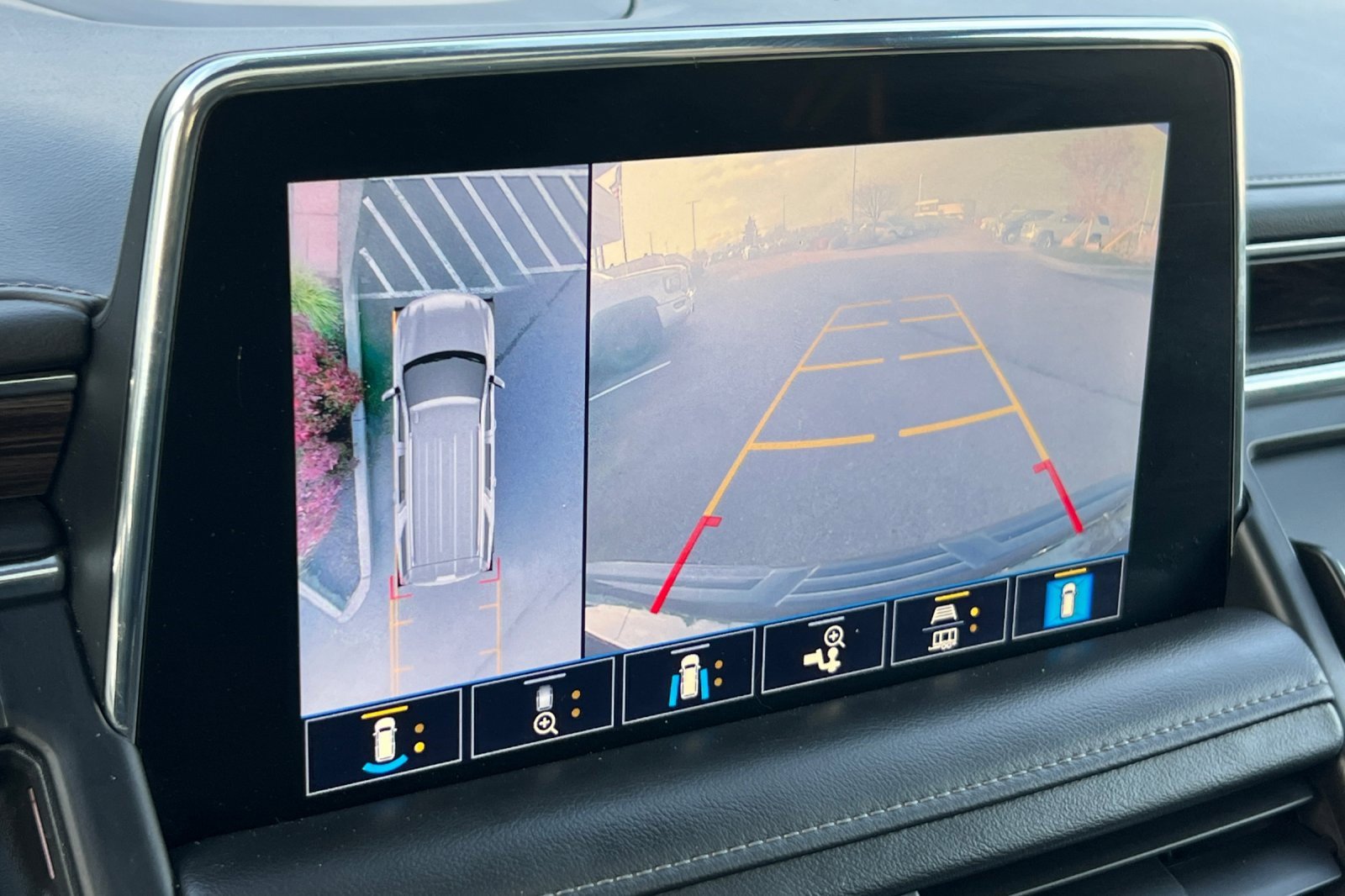 Used 2021 Chevrolet Tahoe Z71 image 20