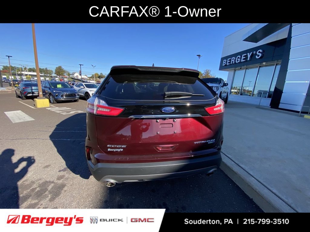 Used 2020 Ford Edge Titanium w/ Equipment Group 301A AWD/4WD image 3