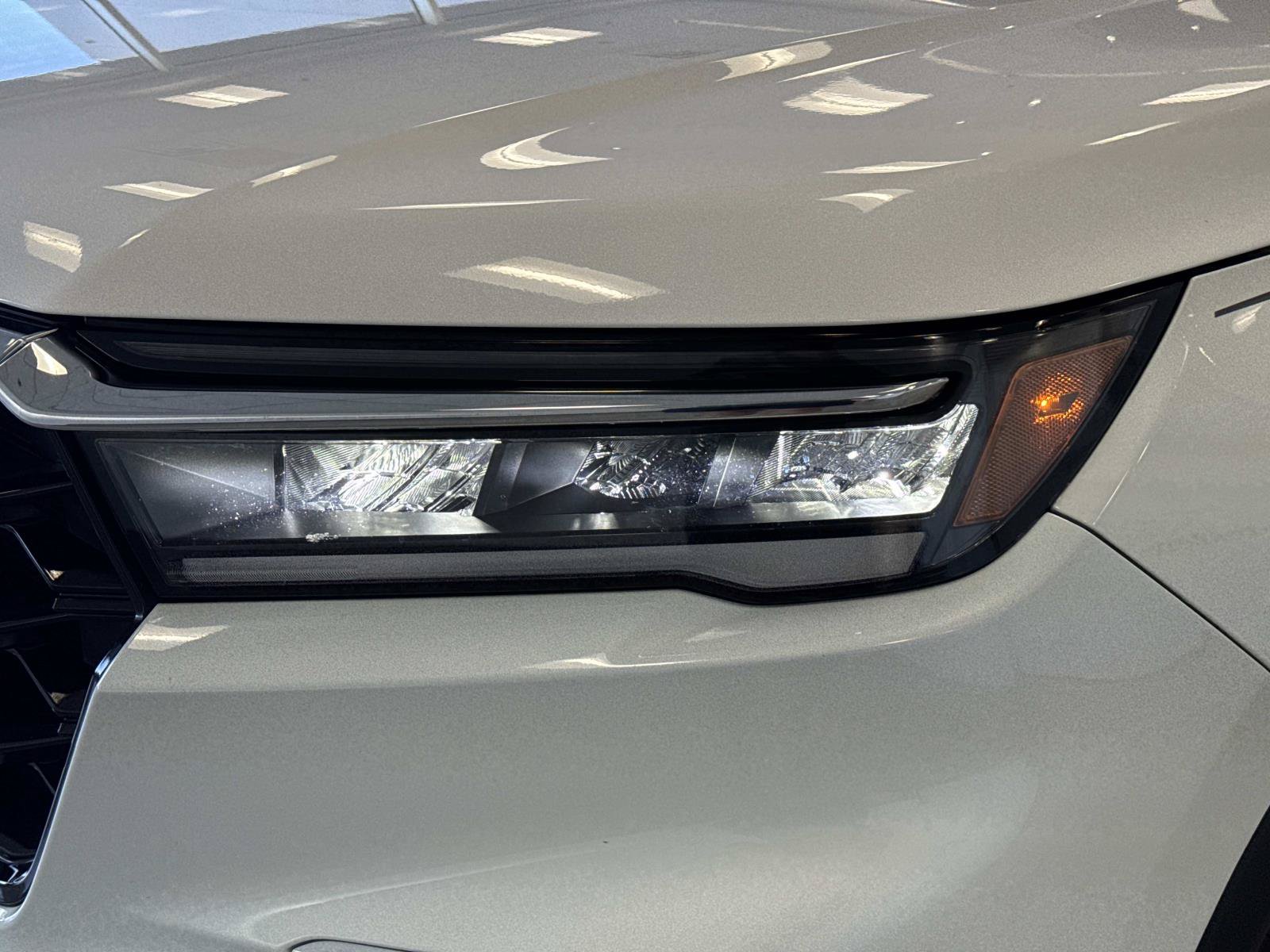Used 2025 Honda Pilot Touring image 30