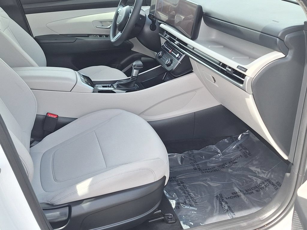 New 2025 Hyundai Tucson SE AWD/4WD image 25