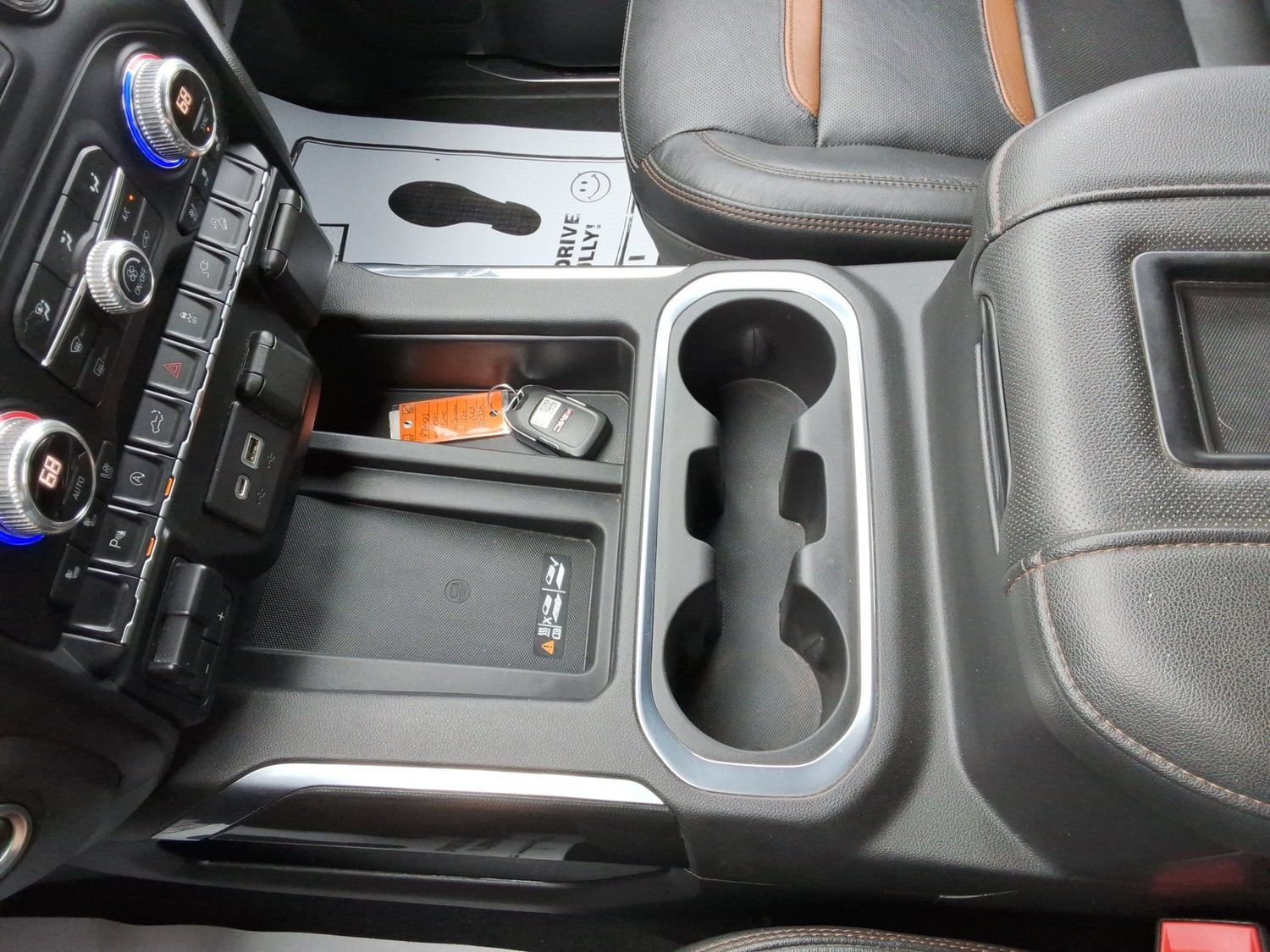 Used 2021 GMC Sierra 1500 AT4 w/ AT4 Value Package AWD/4WD image 18