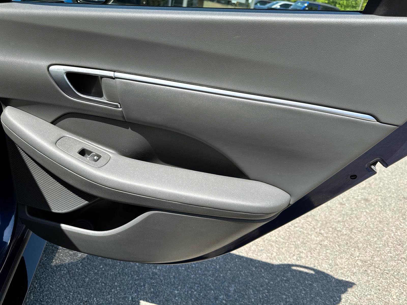 Used 2022 Hyundai Sonata SEL Plus image 11