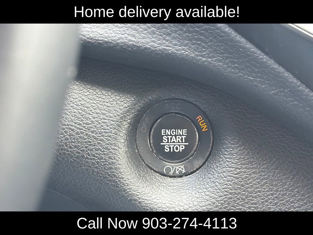 Used 2019 Jeep Cherokee Latitude Plus w/ Comfort/Convenience Group image 23