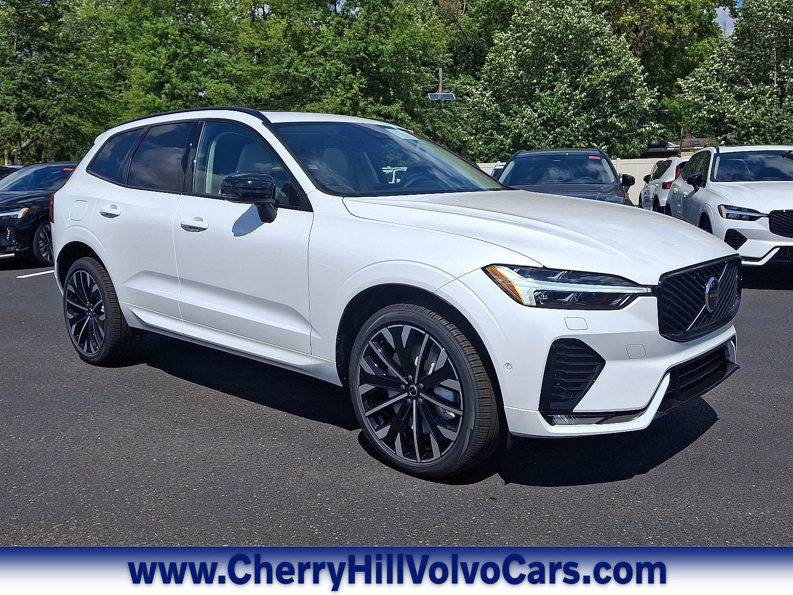 New 2026 Volvo XC60 B5 Ultra w/ Climate Package image 1