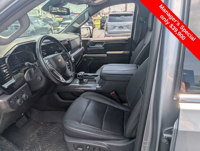 Used 2024 Chevrolet Silverado 1500 LTZ AWD/4WD image 16