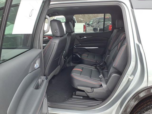 New 2026 Chevrolet Traverse RS w/ LPO, Floor Liner Package image 11