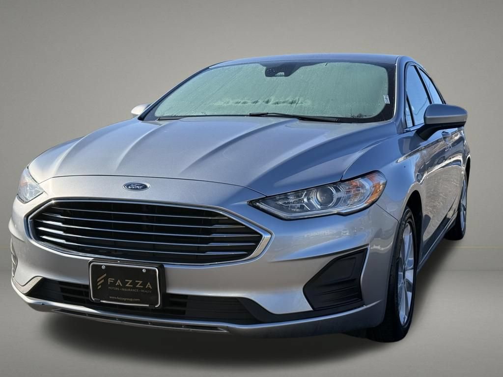 Used 2020 Ford Fusion SE FWD image 1