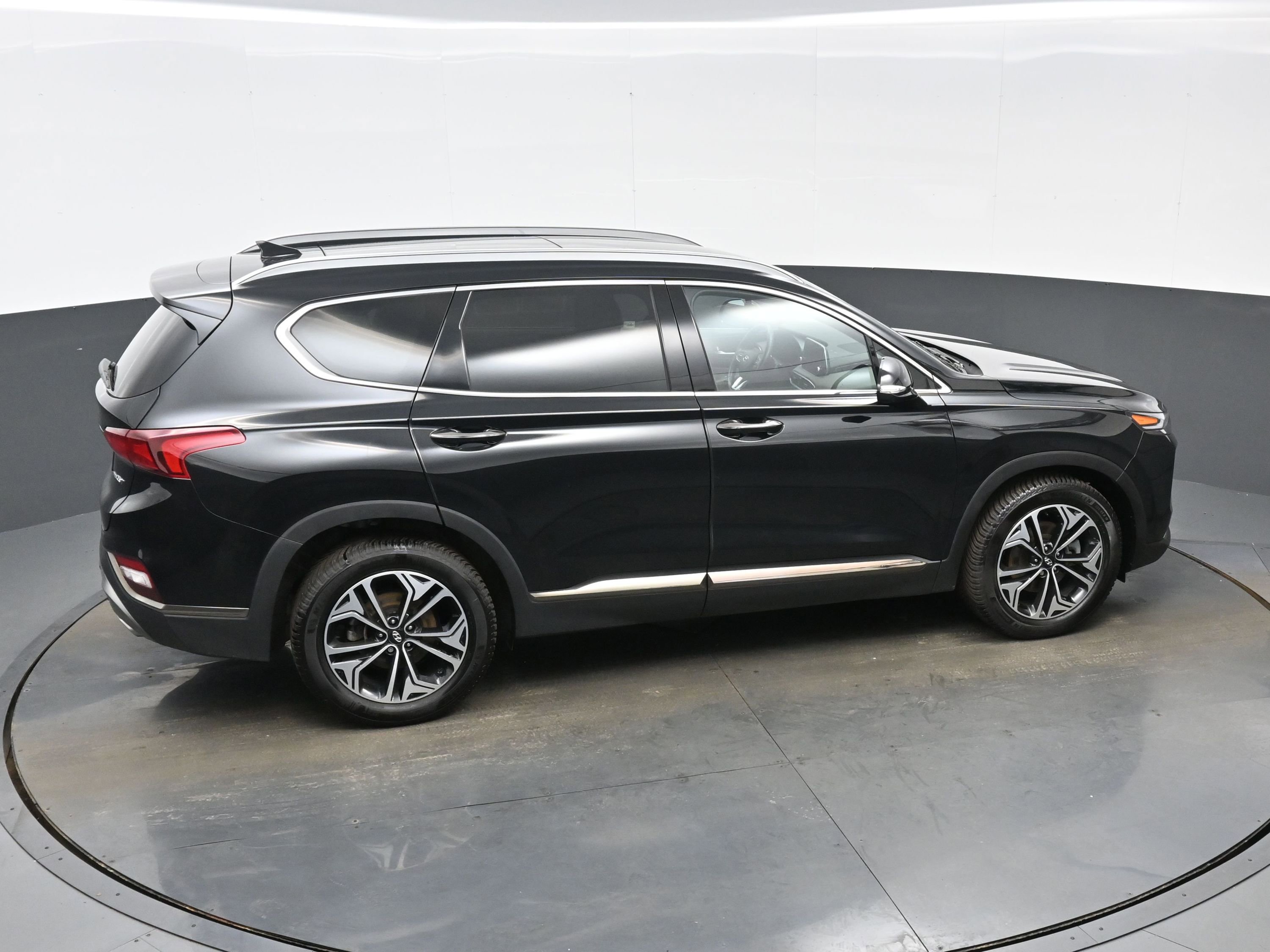 Used 2020 Hyundai Santa Fe Limited image 39