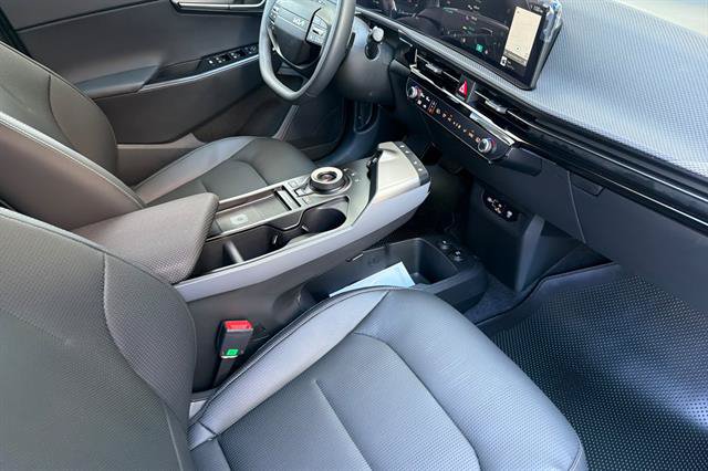 New 2026 Kia EV6 Wind RWD image 17