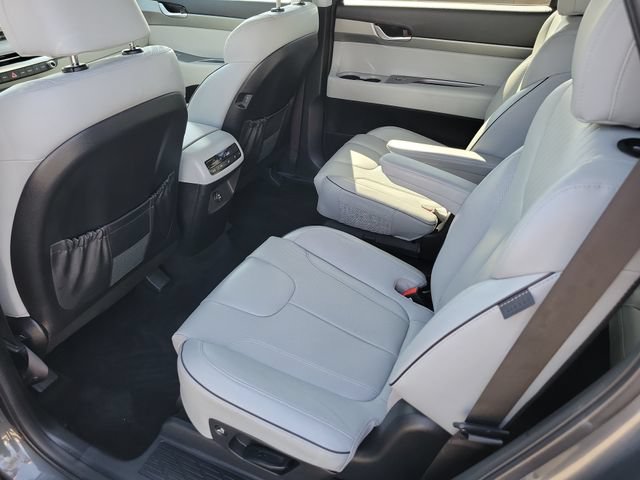 Used 2025 Hyundai Palisade SEL FWD image 26