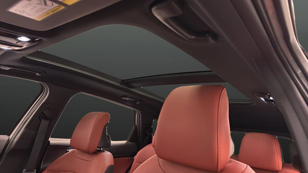 Used 2025 Kia Sportage SX image 12