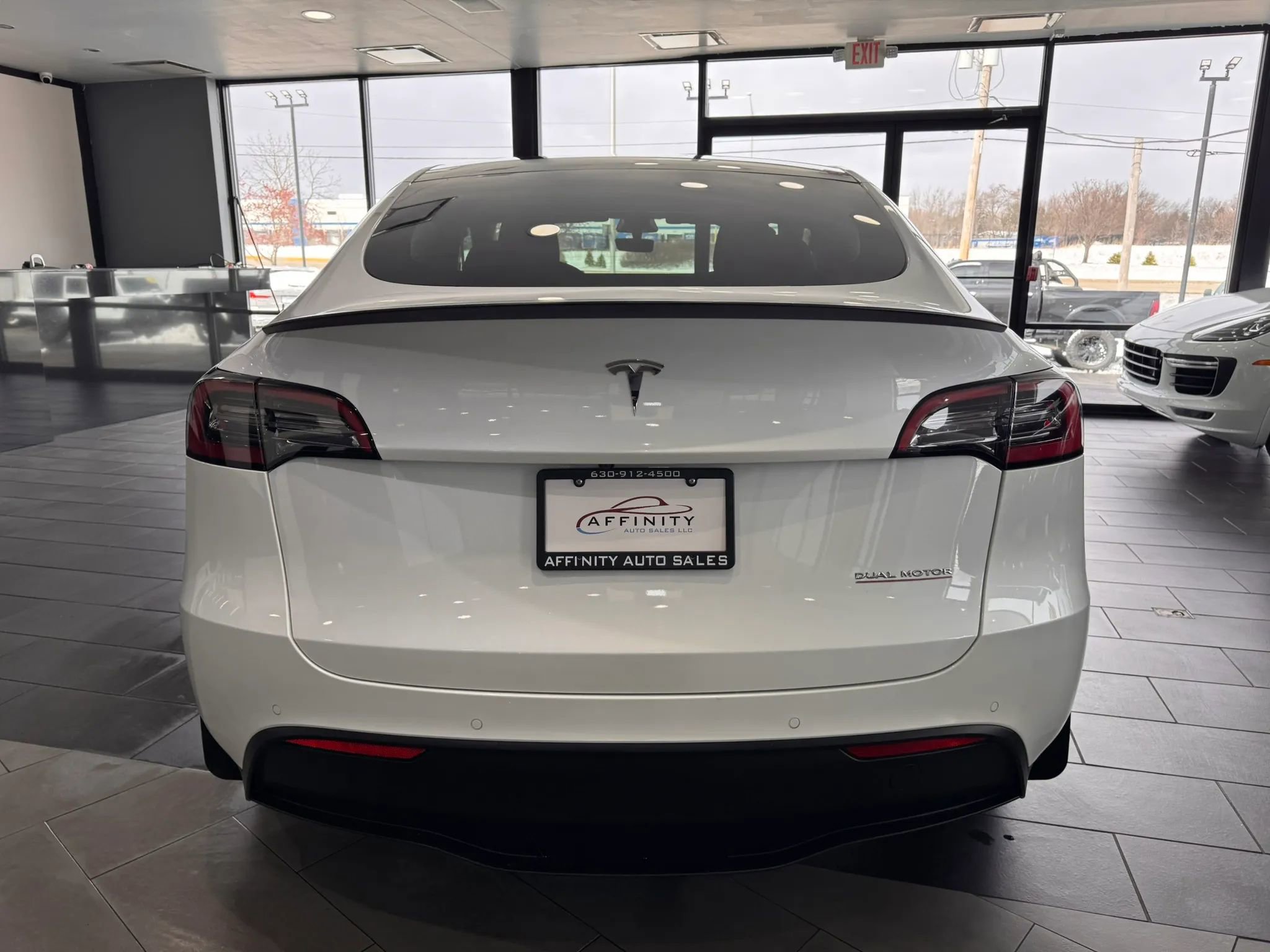 Used 2022 Tesla Model Y Performance image 4